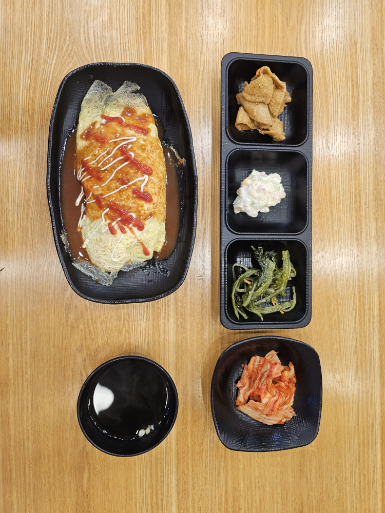 Gimbapcheonguk (김밥천국) 3