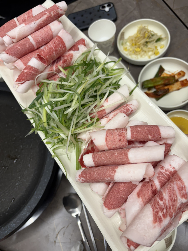 Daepajip, winteokeopiroseuteoseu (대파집, 윈터커피로스터스) 3