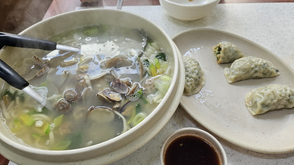 서해바지락칼국수 대표 사진