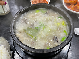 Dwaejihanmari (돼지한마리) 3