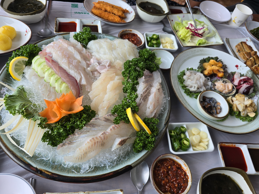 일월횟집 1