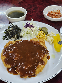 장군왕돈까스 사진 6