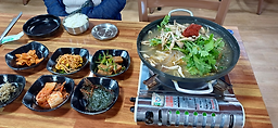 Wonjujaeraesiksondubu (원주재래식손두부) 3