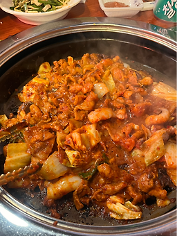 Gangbyeonkkomjangeojjukkumi (강변꼼장어쭈꾸미) 2