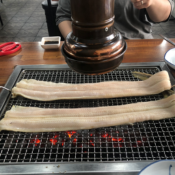 Selpeujangeosesang (셀프장어세상) 1