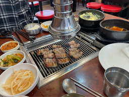돼지한마당 2