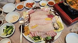 퇴계수산횟집 1