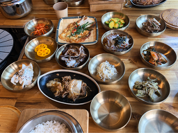 Hwadamjeongwon (화담정원) 1