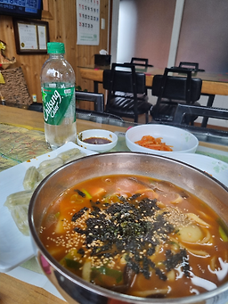 Milsarangkalguksu (밀사랑칼국수) 3