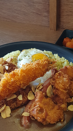 우콘카레 대표 사진