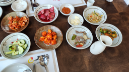 Jeongilpumsamgyetang 5