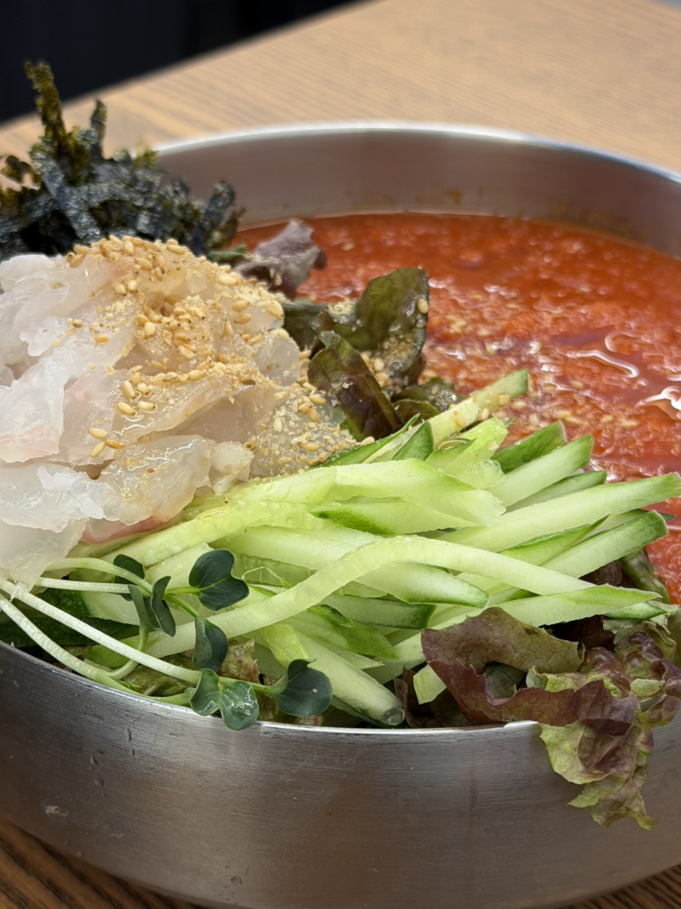 Samyeonmulhoe (삼연물회) 2