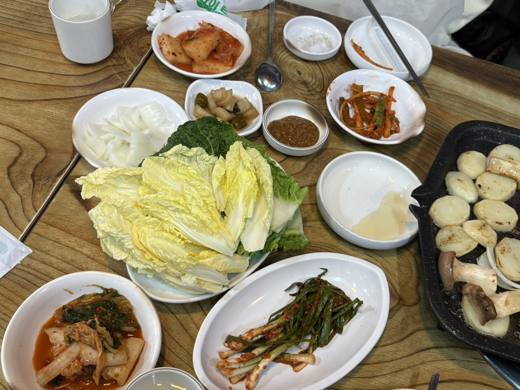Toenmaru (툇마루) 1