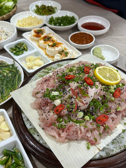 Hopomaeuntangmyeongga (호포매운탕명가) 2