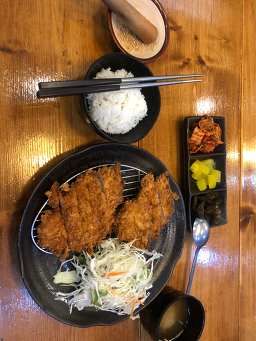 카리카츠 외 1 5