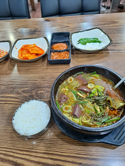 Gwonguseongsundae gukbap (권구성순대 국밥) 1
