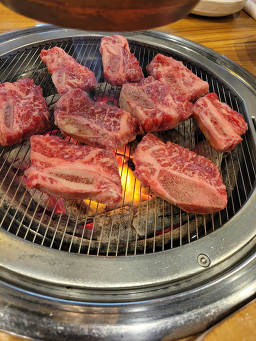 Sopeulleoseuseonhakjeom (소플러스선학점) 2