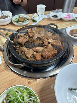 큰손돌판갈비 1