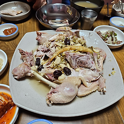 Yeongdaebaeksuk (영대백숙) 2