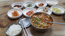 Yonggunghoetjip (용궁횟집) 1