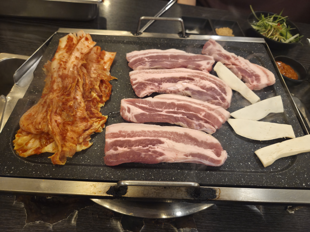 Sutdolsamgyeop (숯돌삼겹) 3