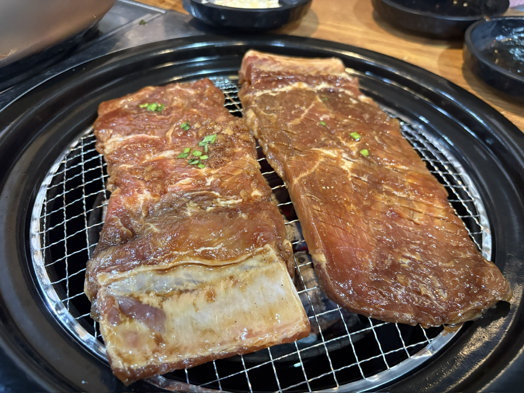 Baeknyeongalbi (백년갈비) 3