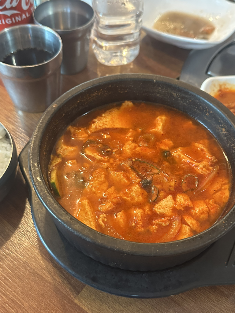 Jeongilpumsondubu (정일품손두부) 2
