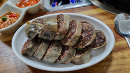 Gohyangsundae (고향순대) 1
