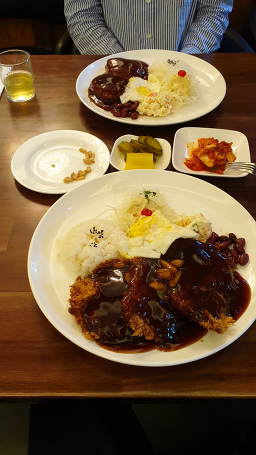 Jeongwonreseutorang (정원레스토랑) 1