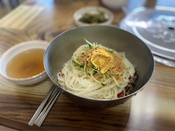Cheonseoribajirakkalguksu (천서리바지락칼국수) 1