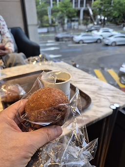 파리바게뜨 양재본점 사진 2