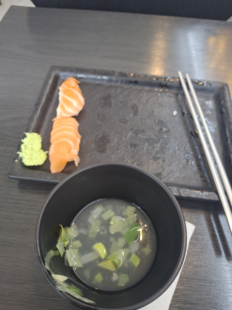 육회바른연어 강남대치점 대표 사진