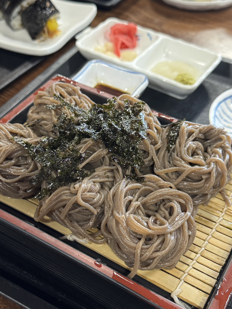 Solbatmemilsoba (솔밭메밀소바) 3