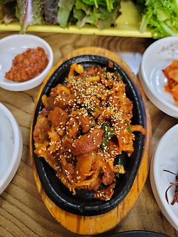 Juhyejeongssambap (주혜정쌈밥) 1