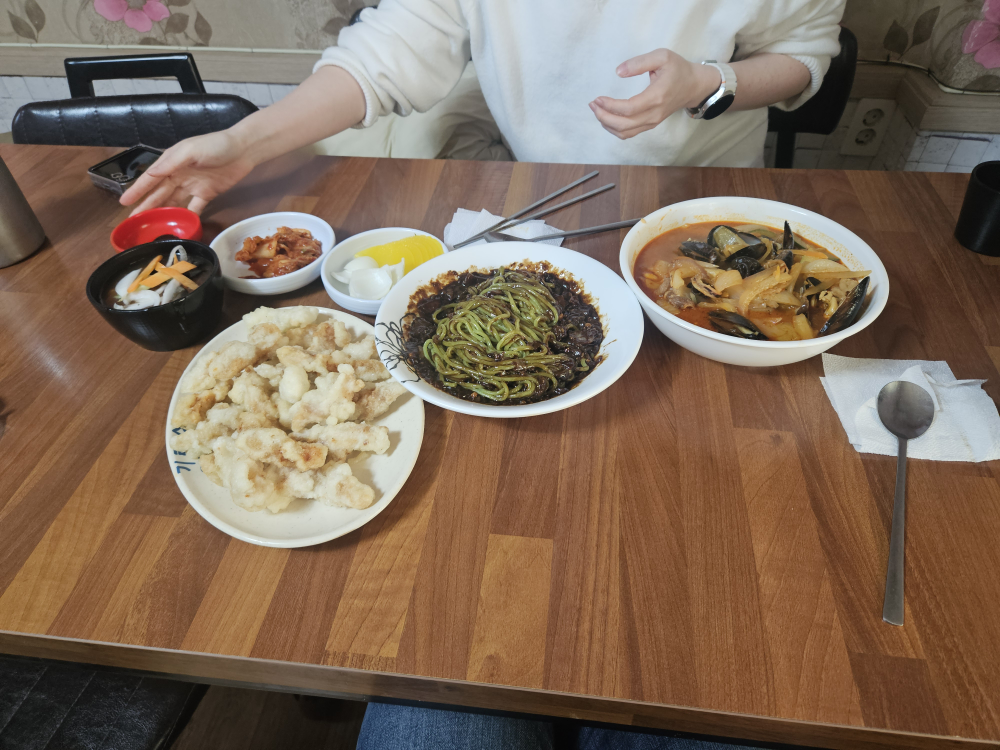 Giraseong (기라성) 2