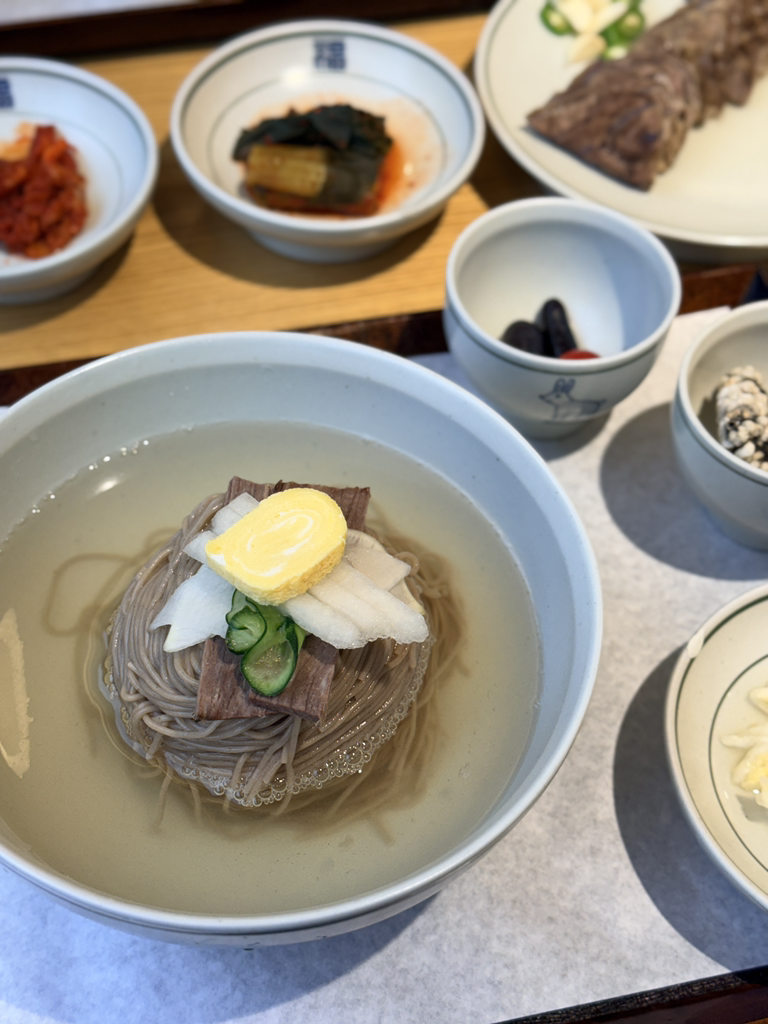 Bokmyeonok (복면옥) 1