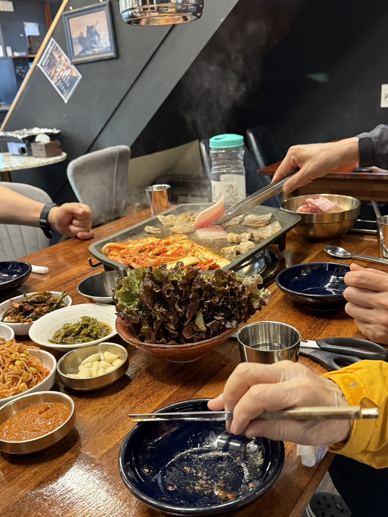투픽 대표 사진