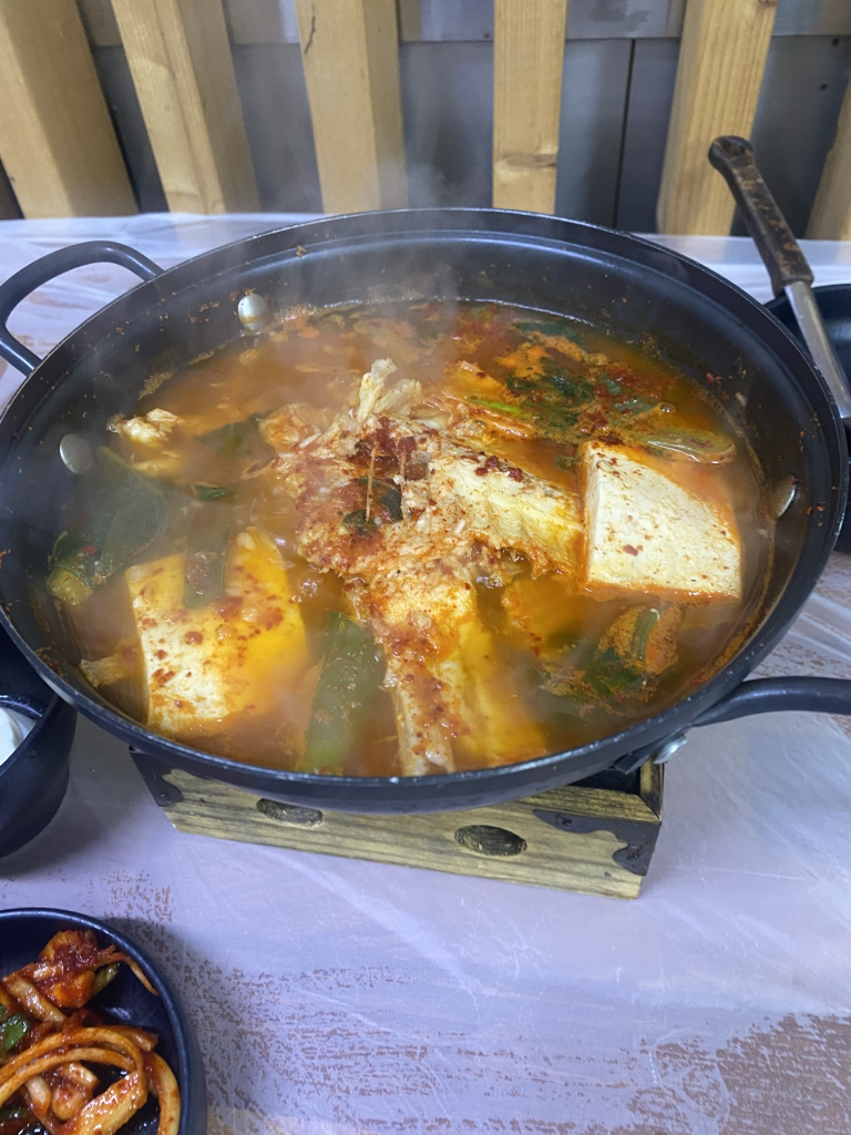 호수횟집 1