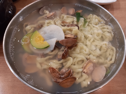 Cheonnyeonchosonkalguksu 6