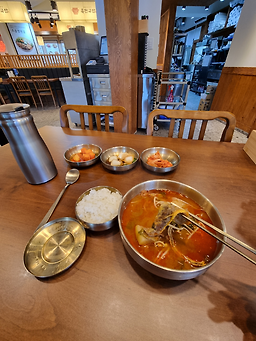 육전국밥 서교점 사진 8