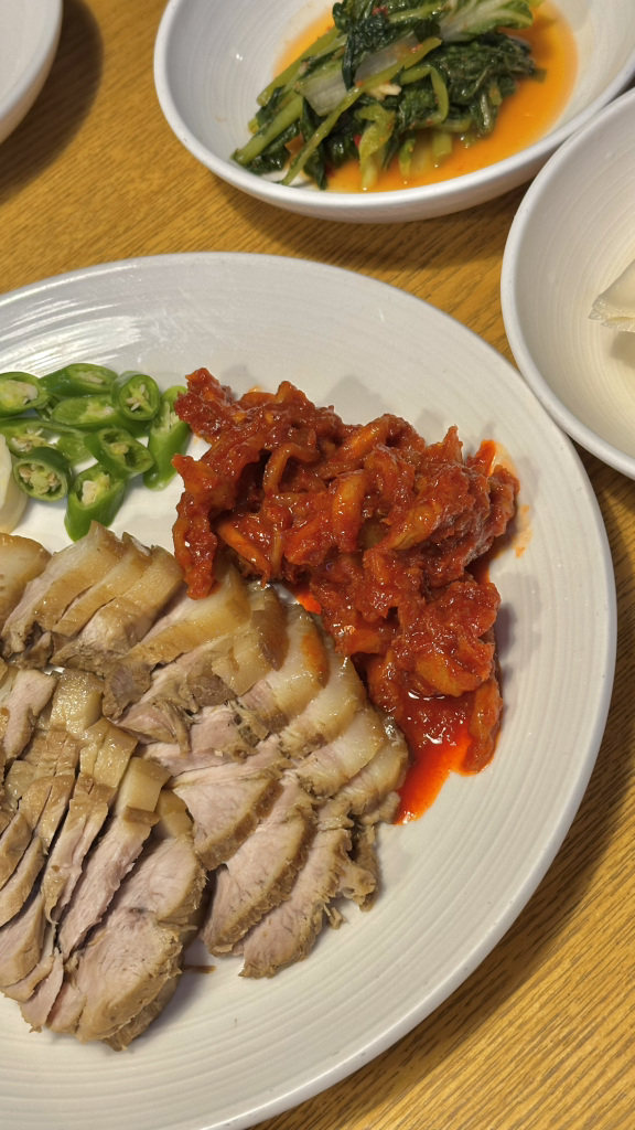 Soyadongchimimakguksu (소야동치미막국수) 1