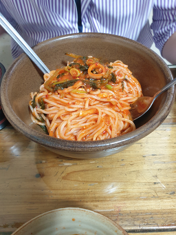 Janchiguksu (잔치국수) 3