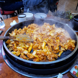 Gunggwoldakgalbi 5