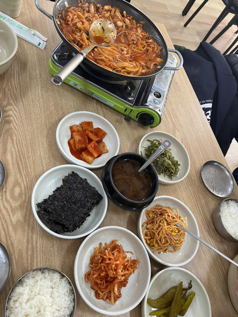 Sinuseongsikdang (신우성식당) 1