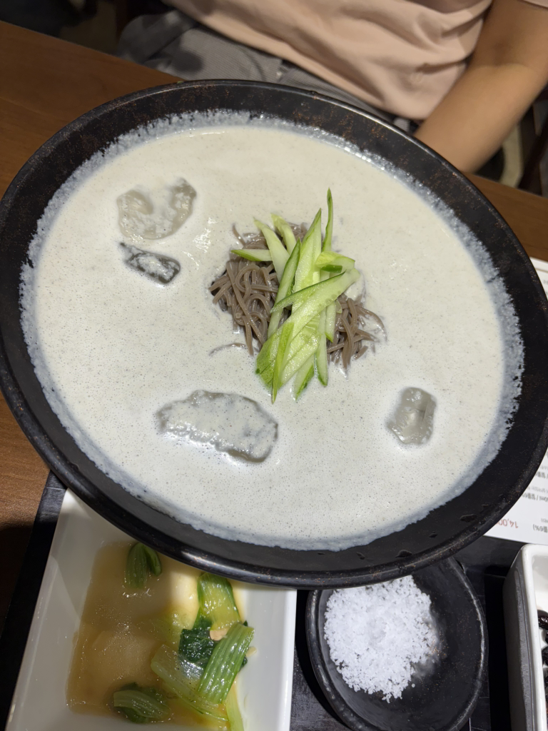 Taksabaldubugongbang (탁사발두부공방) 2
