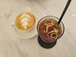 Alttangkape (알땅카페) 1