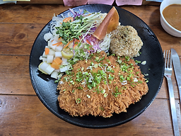 Donkkareuttie (돈까르띠에) 3