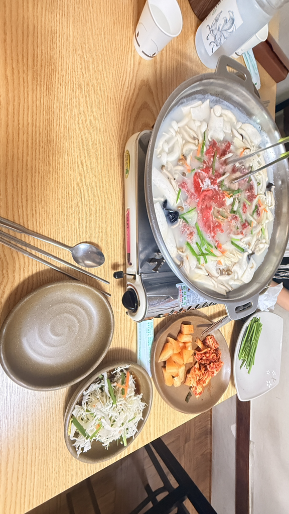 Hongcheonkeunjipgamasotnaengmyeon (홍천큰집가마솥냉면) 1