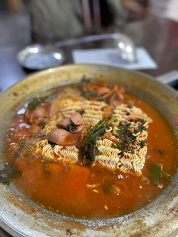 Jeongmibudaejjigae (정미부대찌개) 1