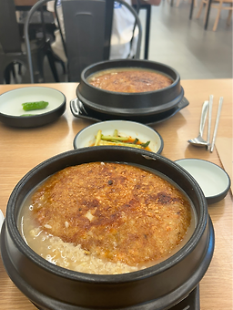 Cheongjubonganurungjisamgyetang 6